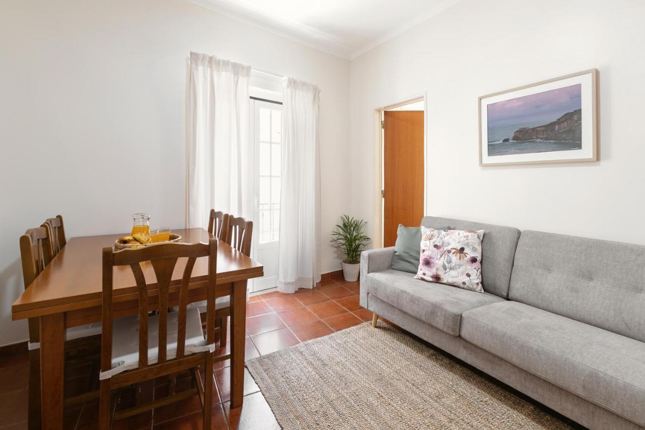 Nazare Corner House Apartment ภายนอก รูปภาพ